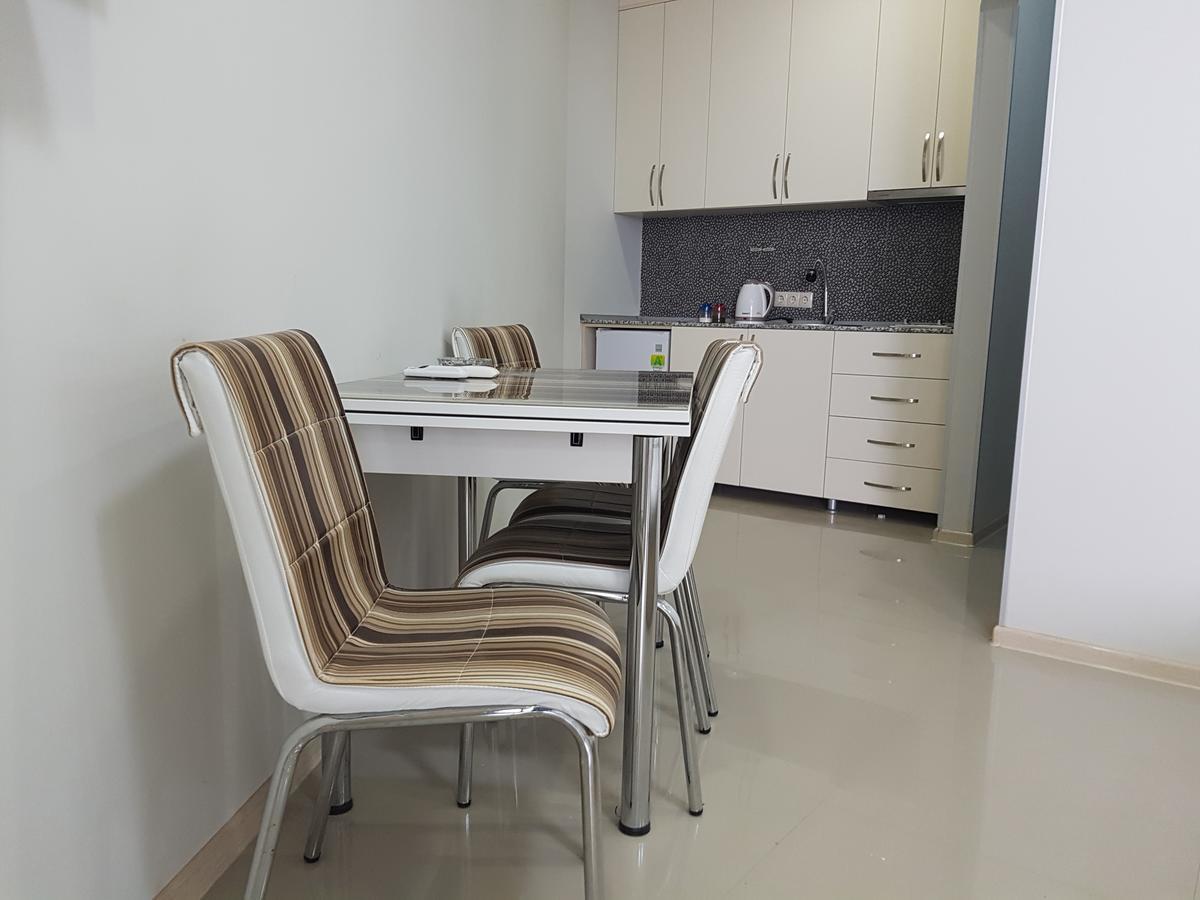 Apartment In Front Of Mcdonald'S 바투미 외부 사진