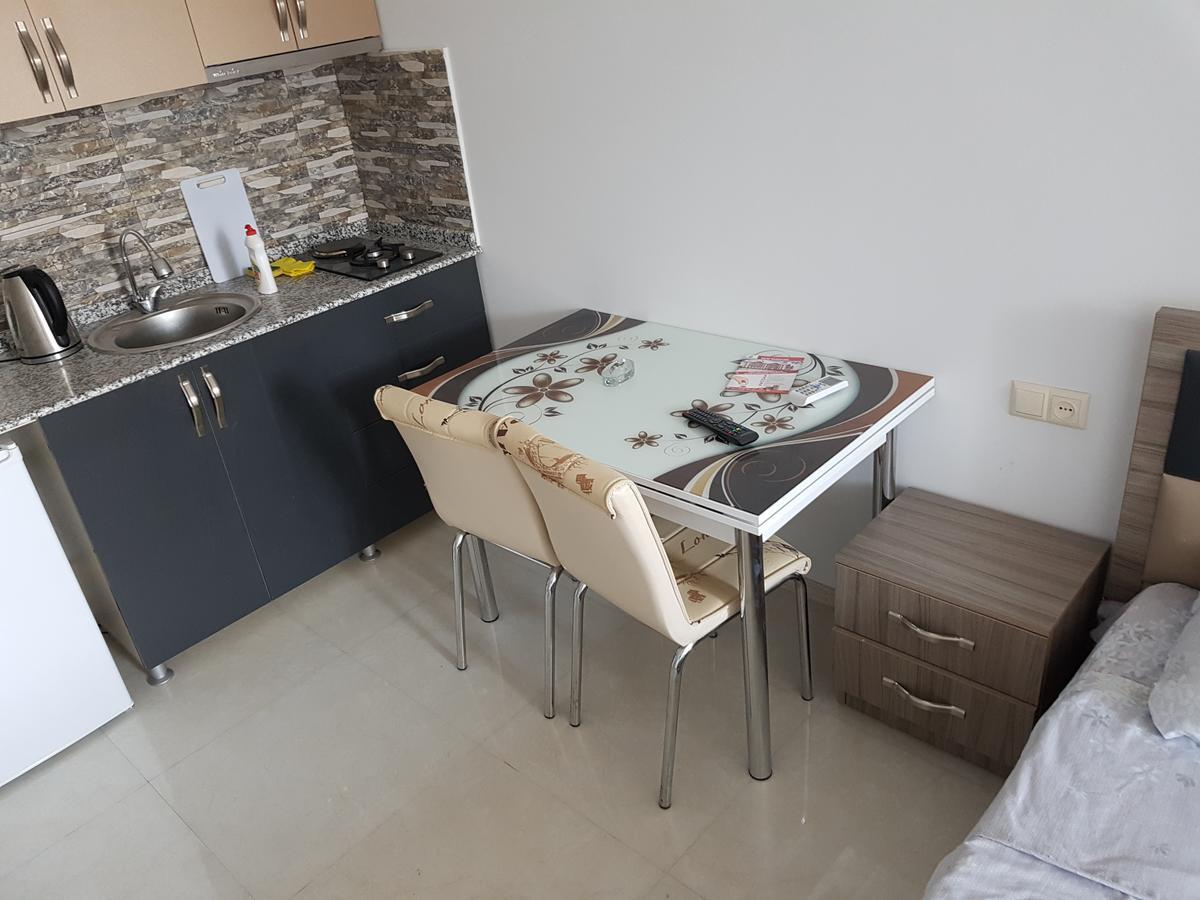 Apartment In Front Of Mcdonald'S 바투미 외부 사진