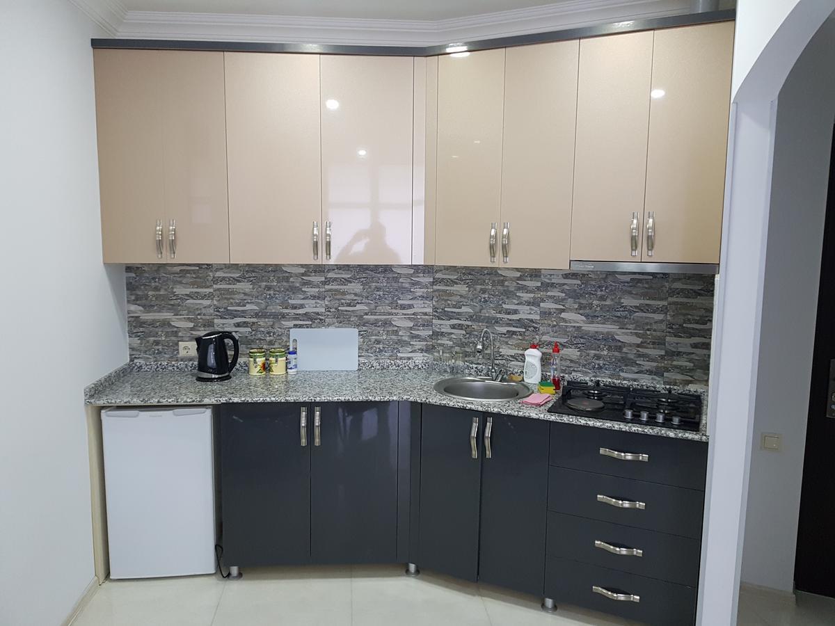 Apartment In Front Of Mcdonald'S 바투미 외부 사진